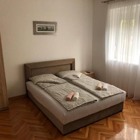 Apartment Bregovi เทรบินเย ภายนอก รูปภาพ