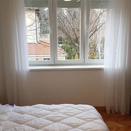 Apartment Bregovi เทรบินเย ภายนอก รูปภาพ