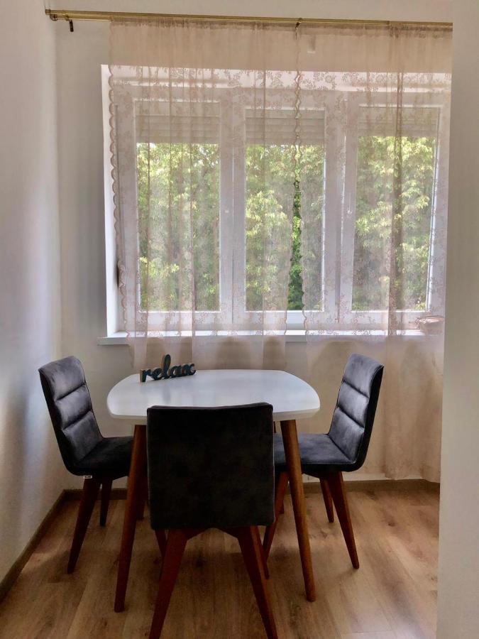 Apartment Bregovi เทรบินเย ภายนอก รูปภาพ