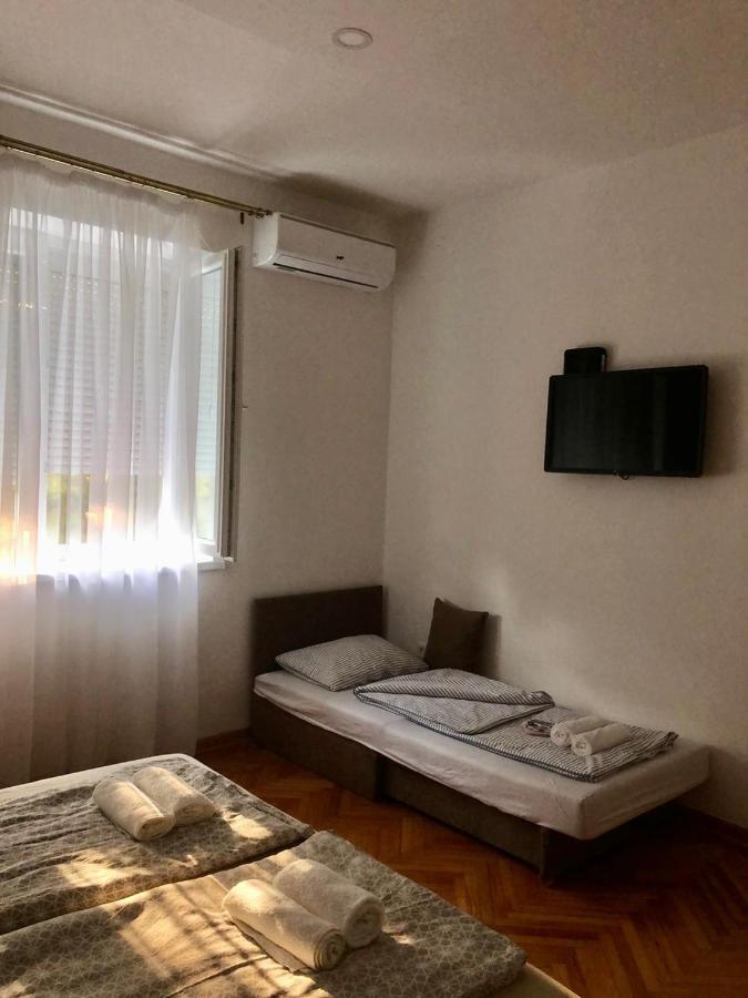 Apartment Bregovi เทรบินเย ภายนอก รูปภาพ